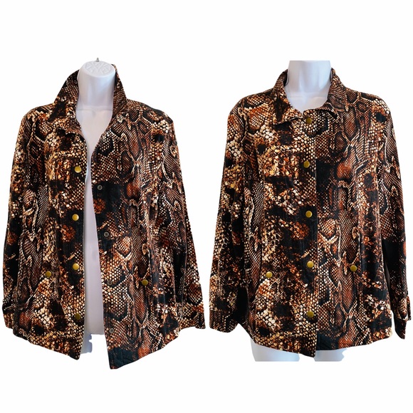 Versatile Snake Print Jacket - Picture 2 of 7